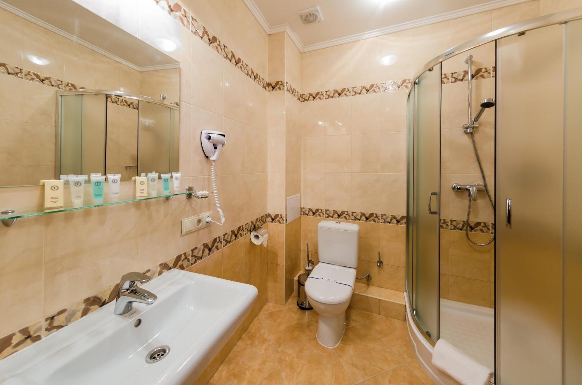 Franz Hotel&Restaurant Ivano-Frankivsk Room photo